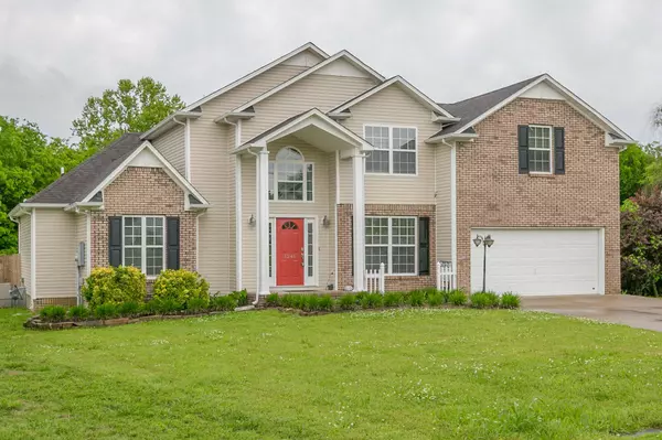 1246 Baker Creek Dr, Spring Hill, TN 37174