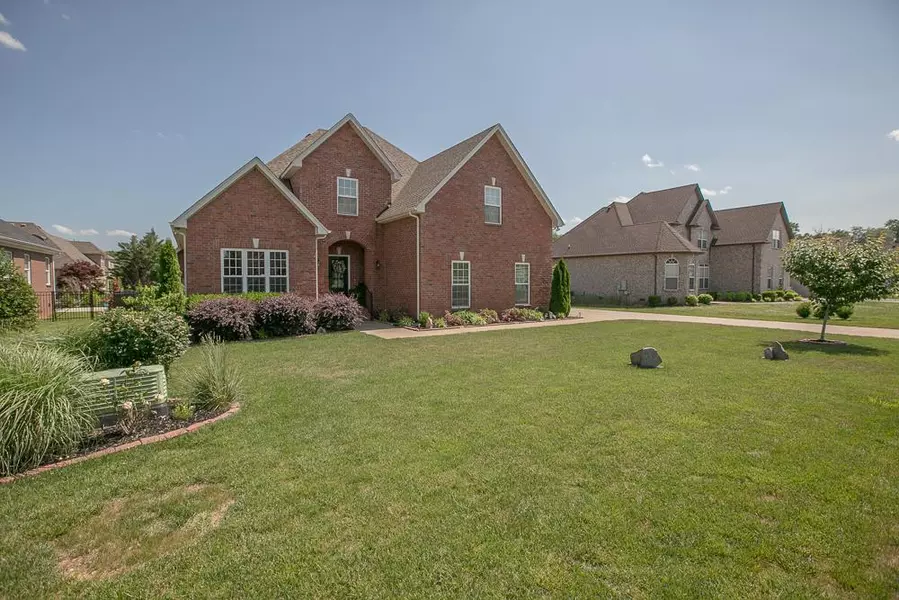 430 Paul Norman Dr, Murfreesboro, TN 37127