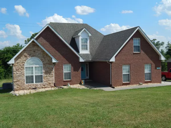 302 Brooklyn Cir, Shelbyville, TN 37160