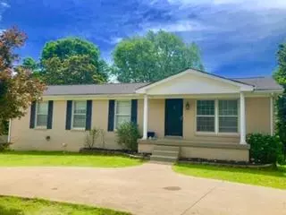 2192 Allendale Dr, Clarksville, TN 37043