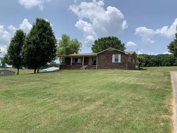 885 Tidwell Rd, Burns, TN 37029