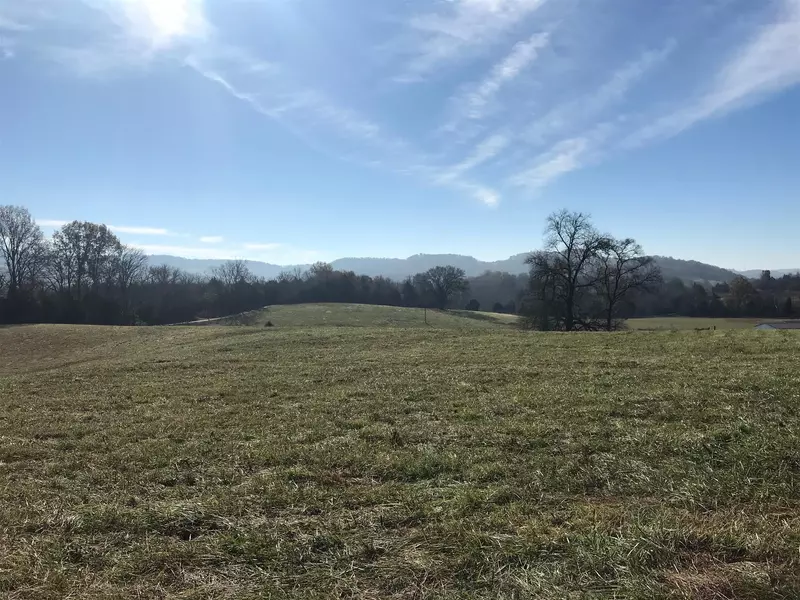 5 Fuston Hollow Rd, Auburntown, TN 37016