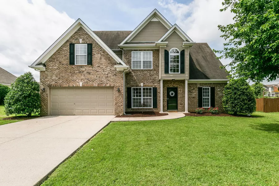 1330 Chapmans Retreat Dr, Spring Hill, TN 37174