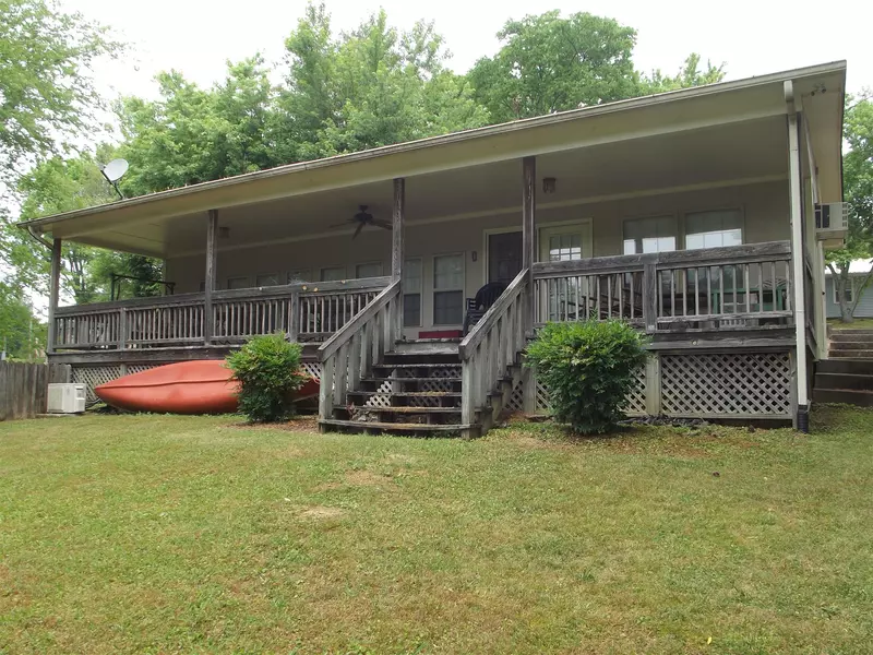 40 Lincoln Lake Rd, Kelso, TN 37348