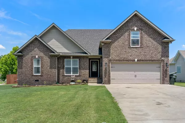 204 Deerfield Dr, Springfield, TN 37172