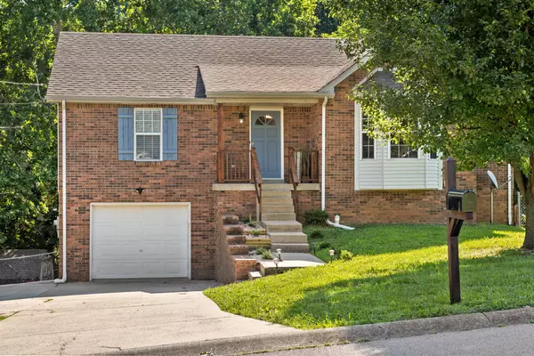 568 Somerset Lane, Clarksville, TN 37042