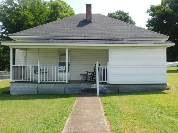 737 Belfast St, Lewisburg, TN 37091