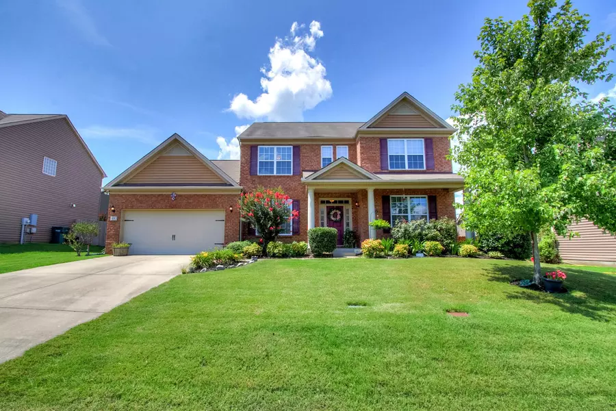 25 Drakes Drive, Lebanon, TN 37087