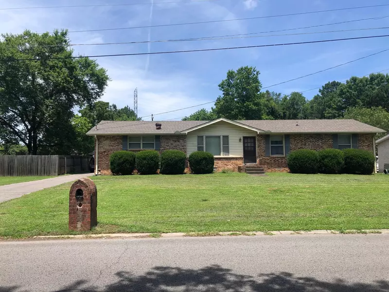 103 Milburn Rd, Hendersonville, TN 37075