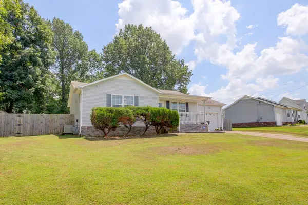 Oak Grove, KY 42262,974 Van Buren Ave