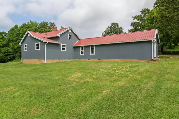 1218 Issac Clifton Rd, Chapmansboro, TN 37035