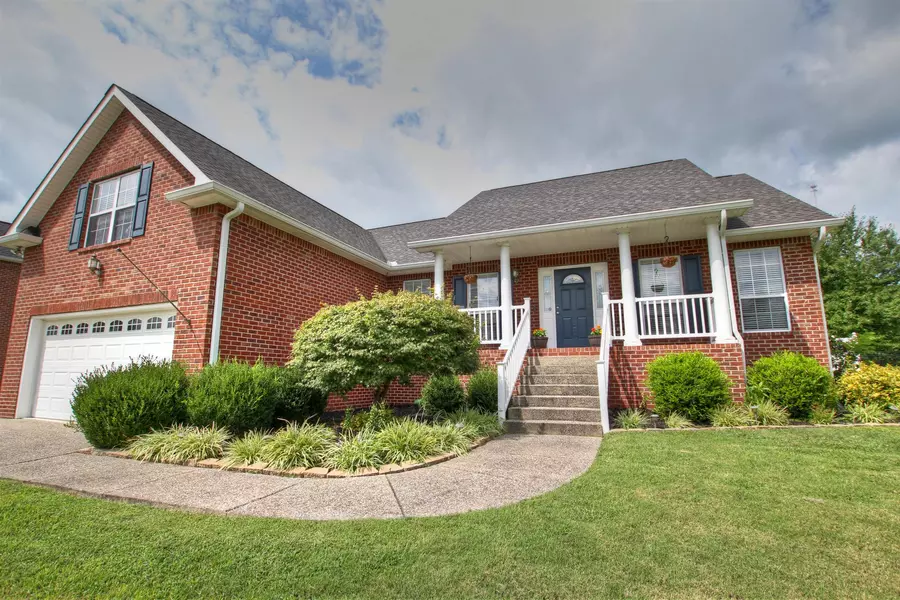 524 Briarhill Rd, Lebanon, TN 37087