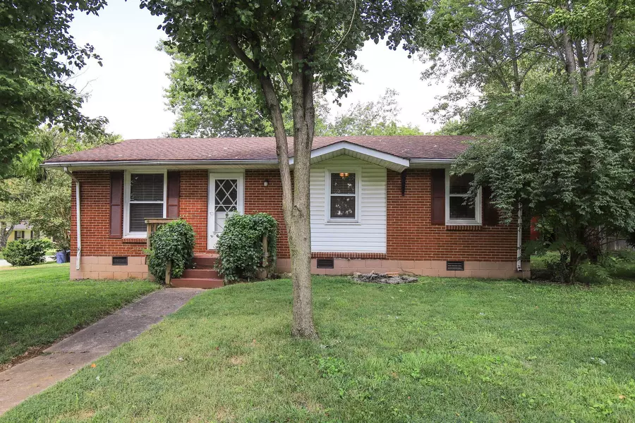 127 Cole Dr, Hendersonville, TN 37075