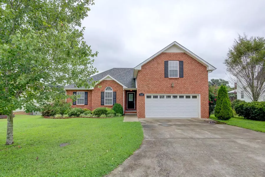 1159 Viewmont Dr, Clarksville, TN 37040