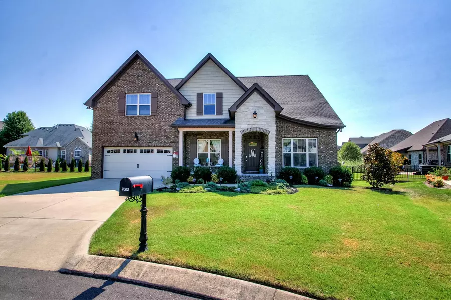 7002 Honeytree Ct, Spring Hill, TN 37174