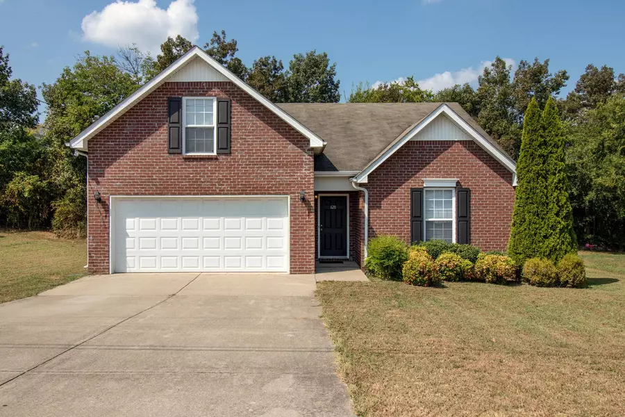 620 Martinsdale Ct, La Vergne, TN 37086