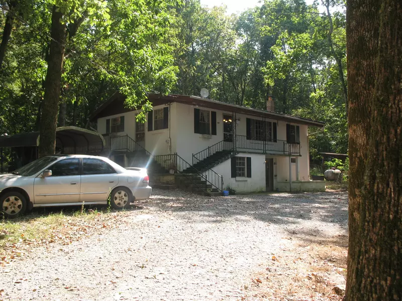 1609 Hickory Grove Rd, Huntland, TN 37345