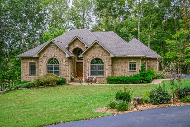 549 Collinwood Dr, Mc Minnville, TN 37110