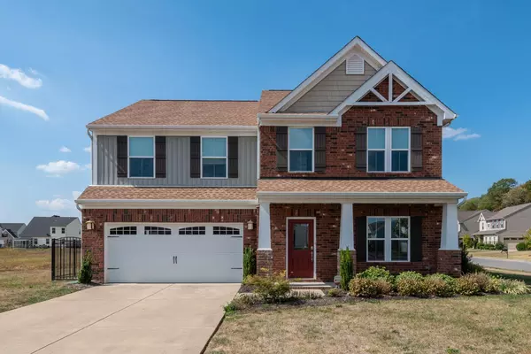 1000 Honeysuckle Breeze Ln, Murfreesboro, TN 37128