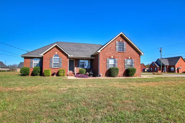 2009 Mural Ln, Murfreesboro, TN 37127