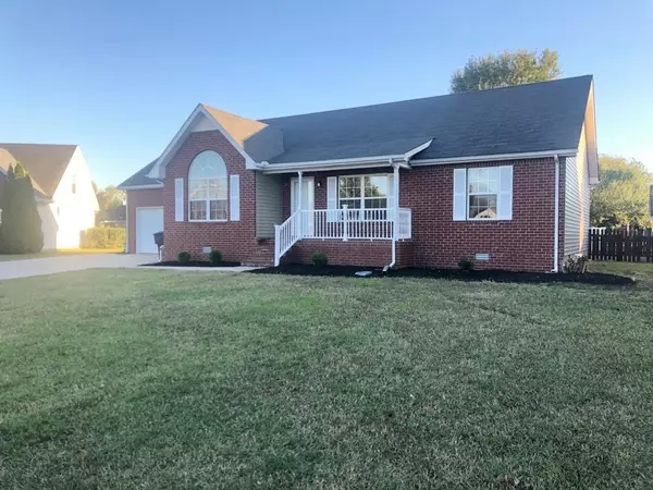 2817 Holsted Dr, Murfreesboro, TN 37128