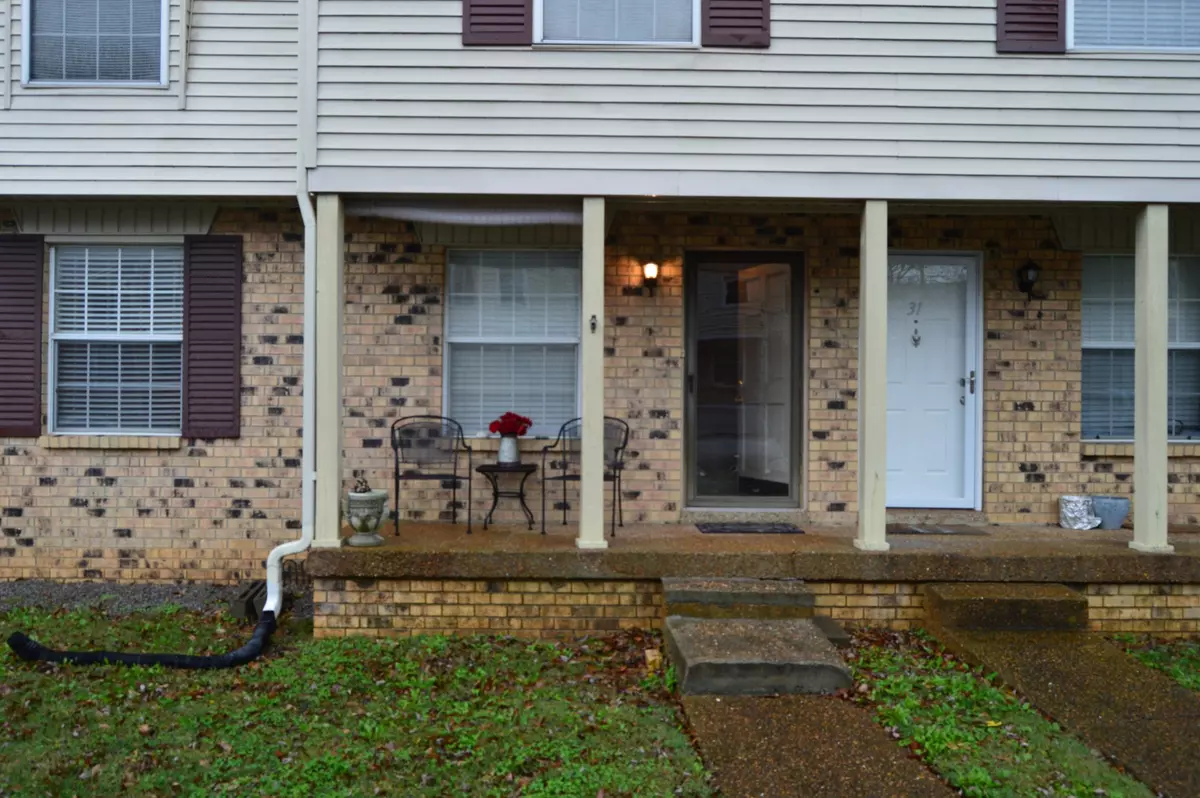 Nashville, TN 37217,4000 Anderson Rd Apt 32 #32