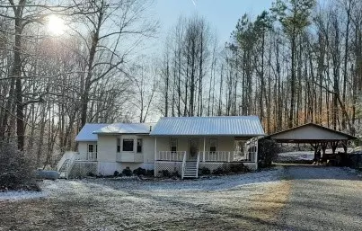 Tullahoma, TN 37388,241 Catfish Ln
