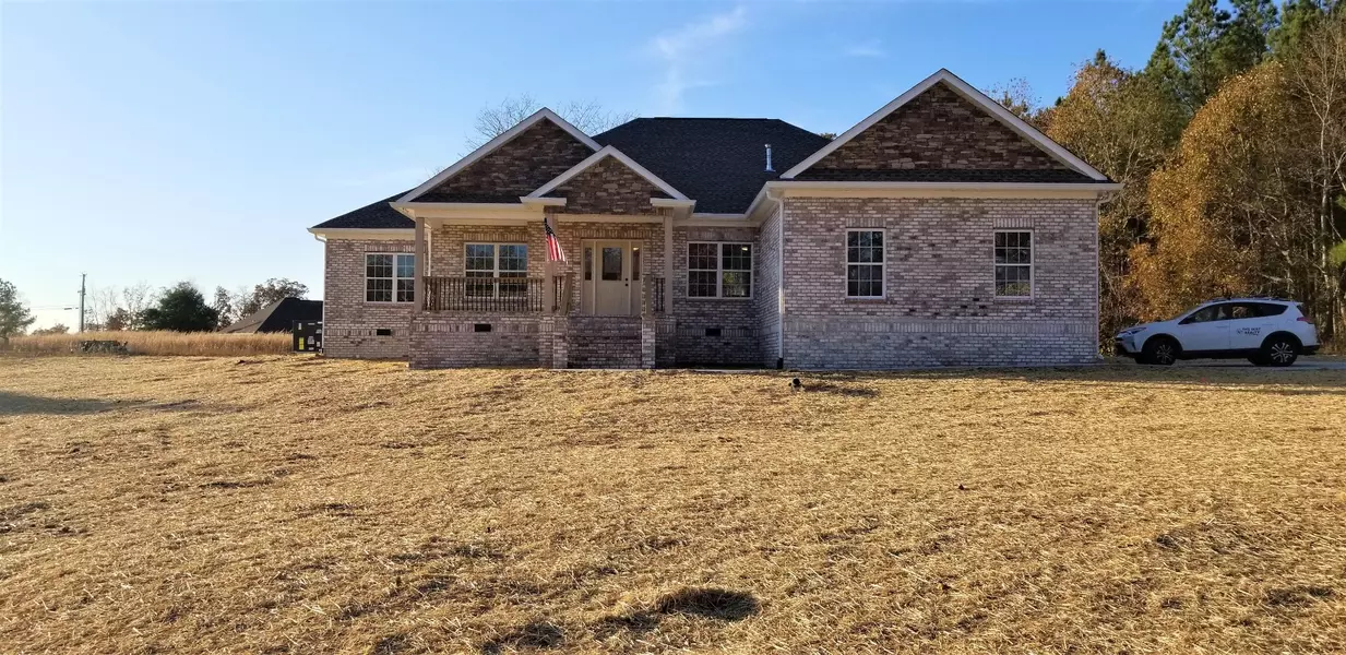 358 Double Eagle Dr, Summertown, TN 38483