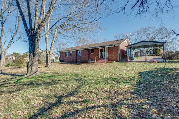 Mount Pleasant, TN 38474,118 Gardenia St