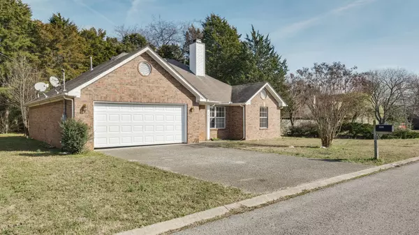 Antioch, TN 37013,4933 Hickory Woods #E