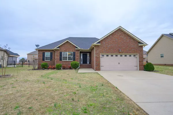 2327 Foxworth Ct, Murfreesboro, TN 37127