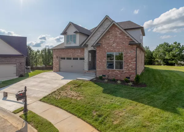 Clarksville, TN 37043,221 Dorchester Cir