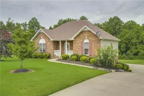 Pleasant View, TN 37146,310 Glenda CT