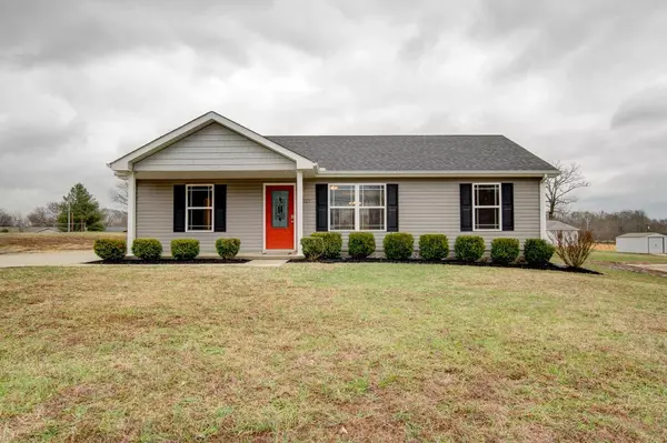 327 Woodale Dr, Clarksville, TN 37042