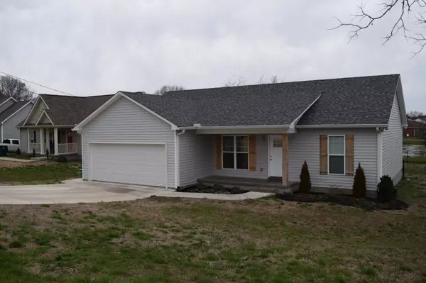 1224 Gordon Ln, Pulaski, TN 38478