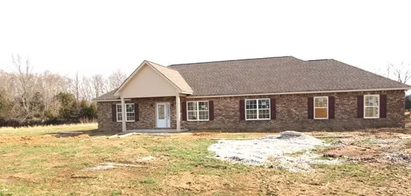 1286 Norton Rd, Manchester, TN 37355