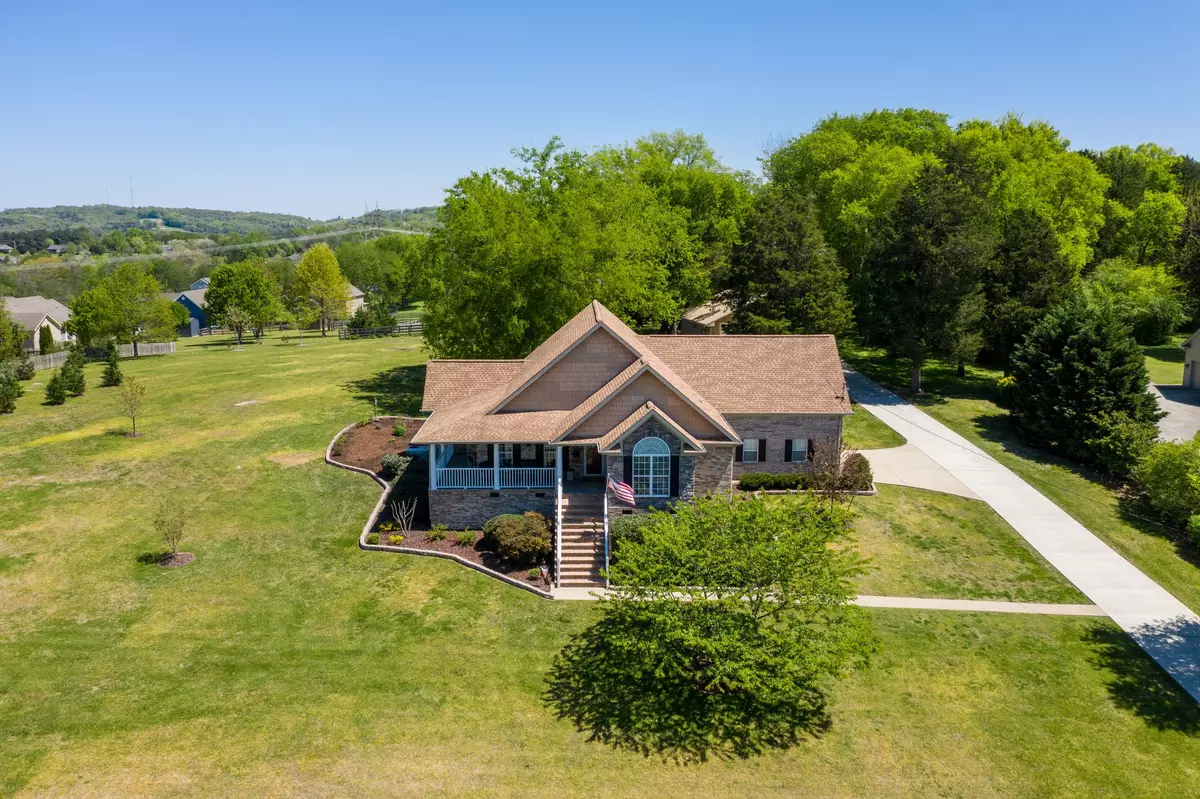 Columbia, TN 38401,1333 Standing Stone Circle