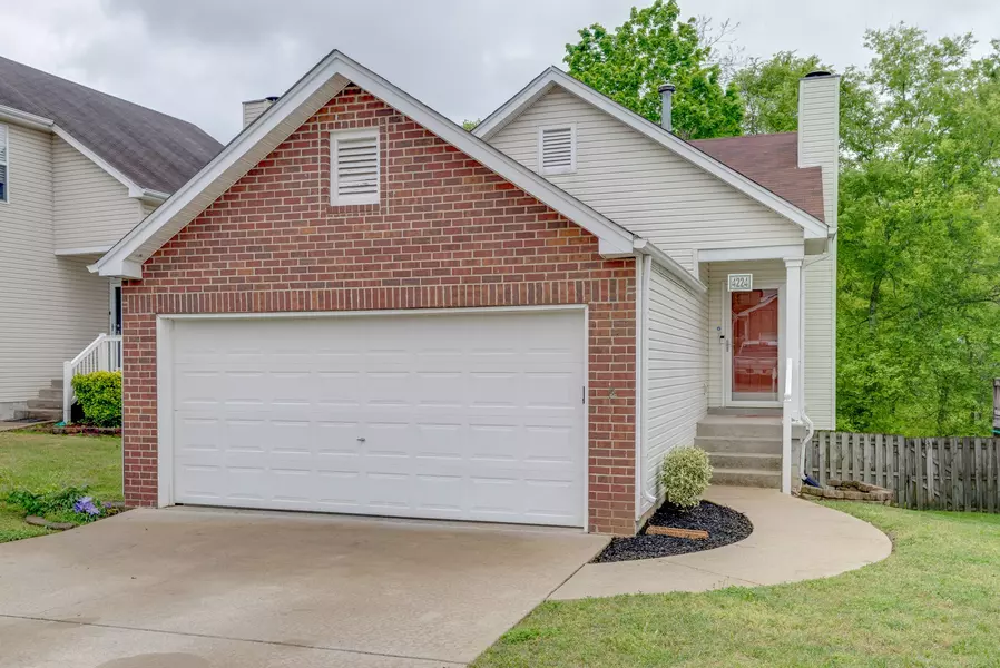 4224 Chesney Glen Dr, Hermitage, TN 37076