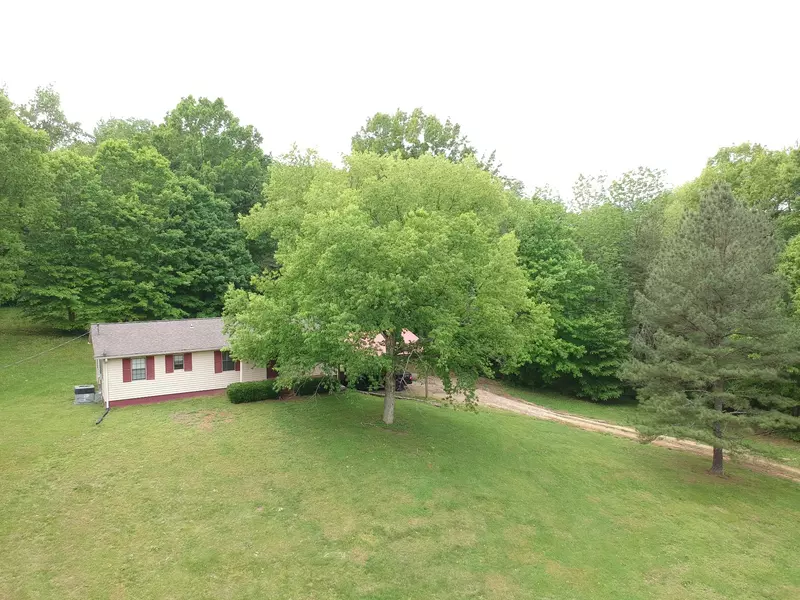 3138 Tanyard Hollow Rd, Culleoka, TN 38451