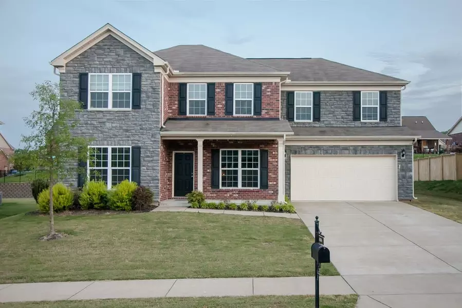 1086 Abberley Cir, Hendersonville, TN 37075