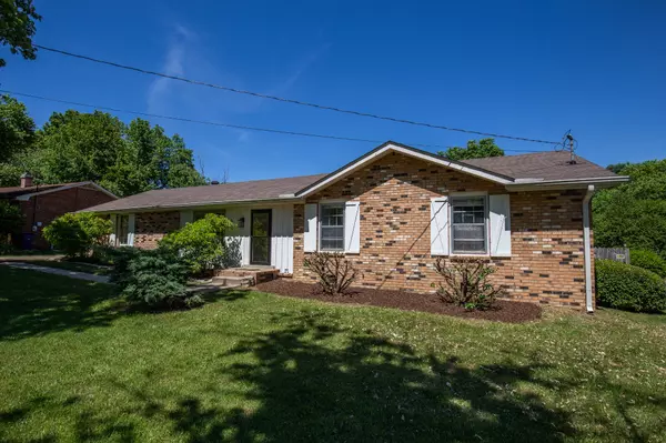 103 Charleston Dr, Goodlettsville, TN 37072