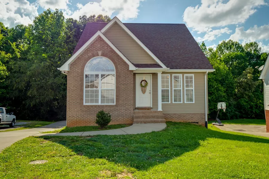 473 Berry Cir, Springfield, TN 37172