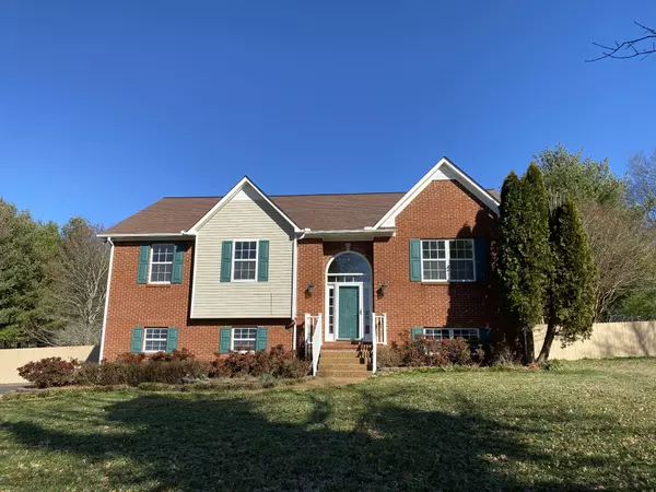 3705 Peacock Ct, Spring Hill, TN 37174