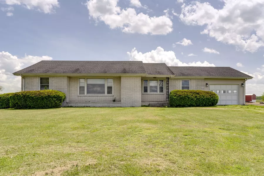 6469 Highway 76 #W, Adams, TN 37010