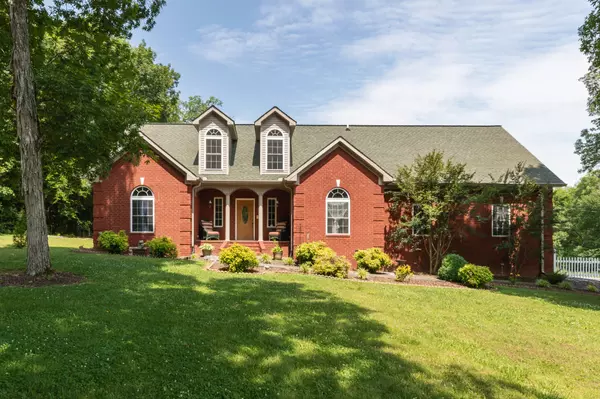 2089 Paradise Dr, Lewisburg, TN 37091