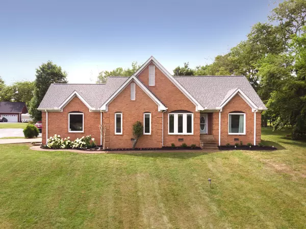 1018 Gwendolyn Dr, Lebanon, TN 37087