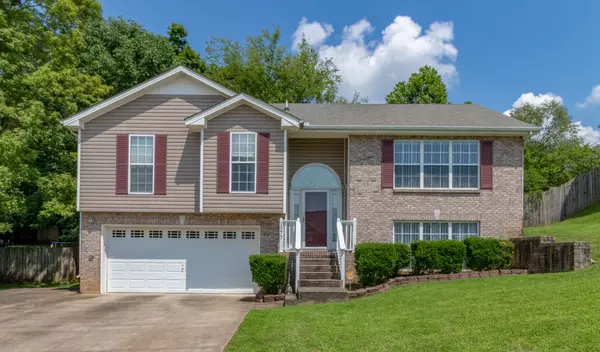 1577 Cedar Springs Cir, Clarksville, TN 37042