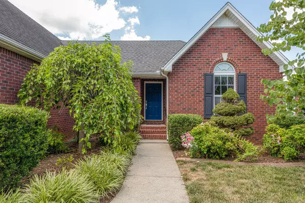 2435 Mission Ridge Dr, Murfreesboro, TN 37130