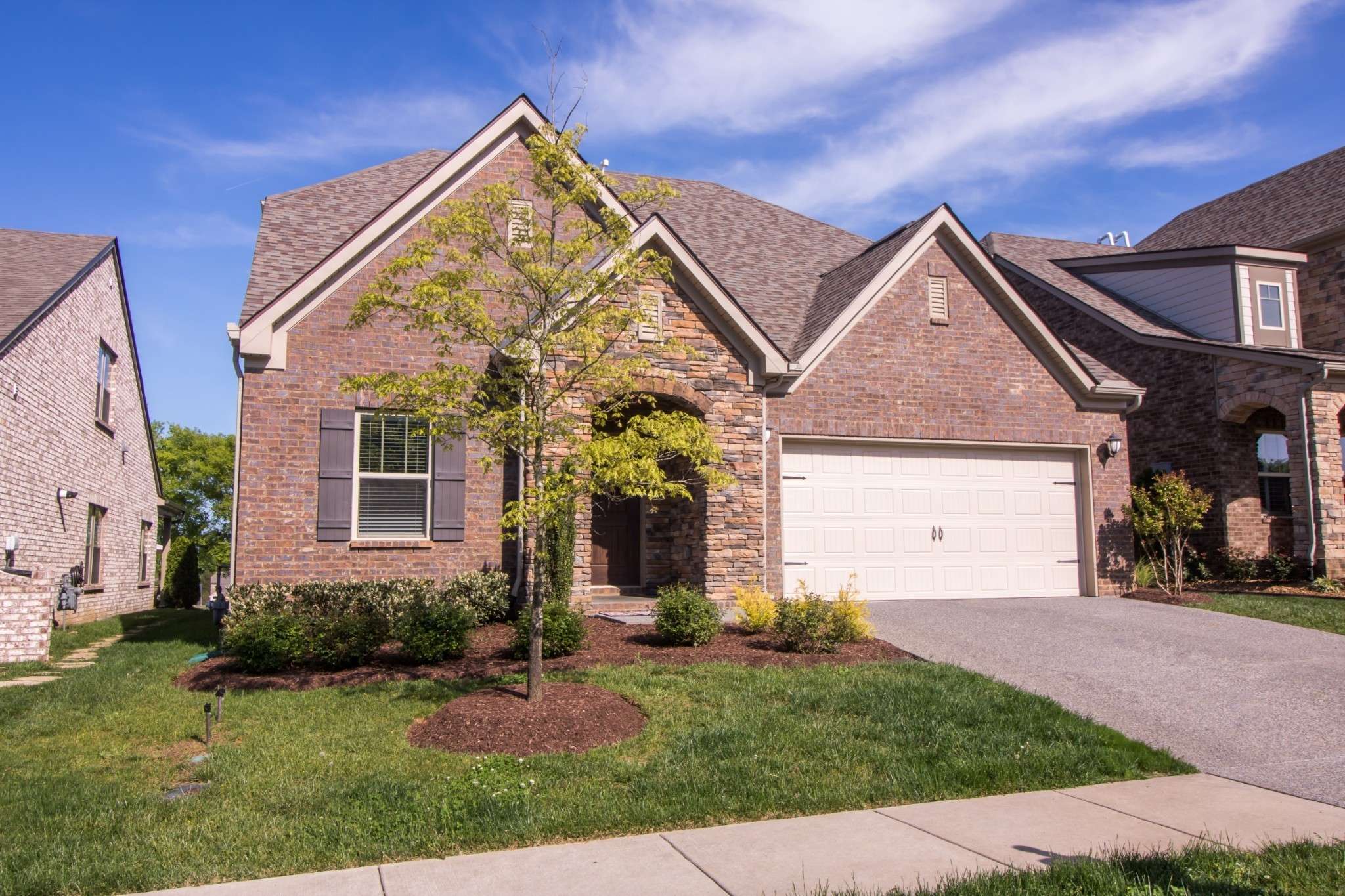 Gallatin, TN 37066,1723 Foxland Blvd