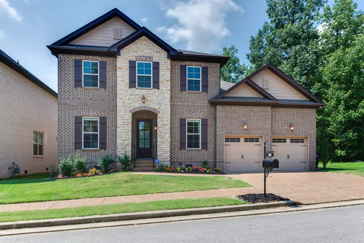 Nashville, TN 37221,609 Summit Oaks Ct